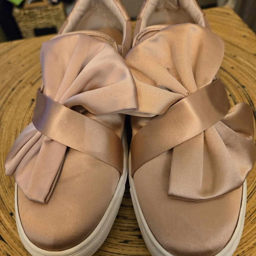 Halogen size 8 pink satin Mika slip ons
